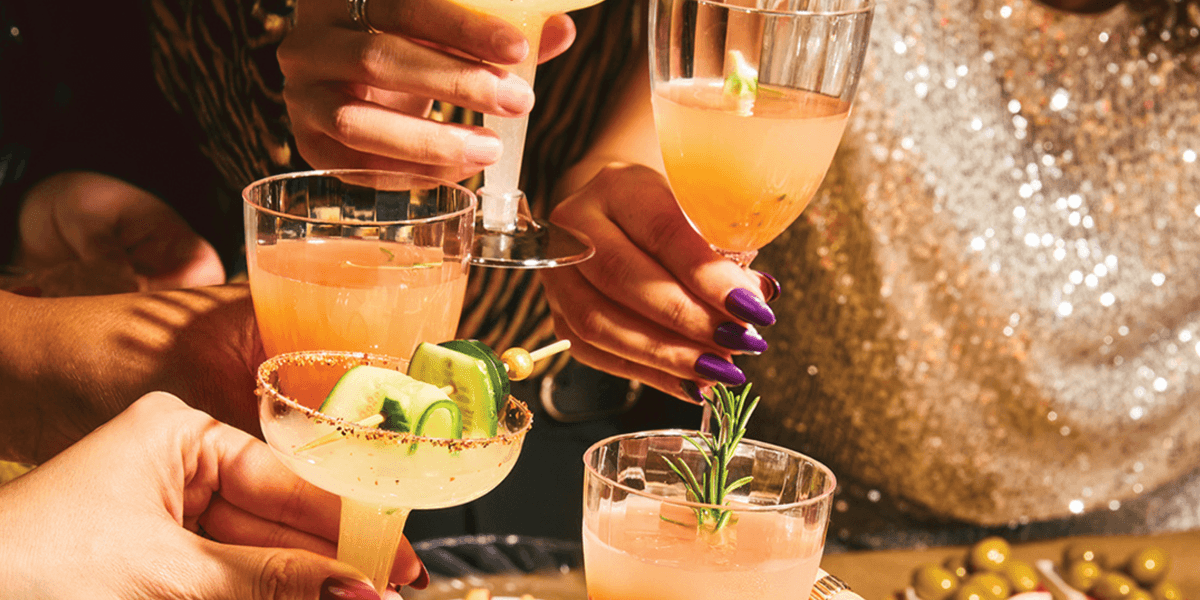 Shake Up Your Summer with This Refreshing Peach Martini Cocktail Recipe