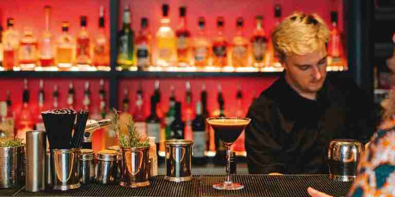 Using Fresh Herbs in Cocktails (Without a Garden)